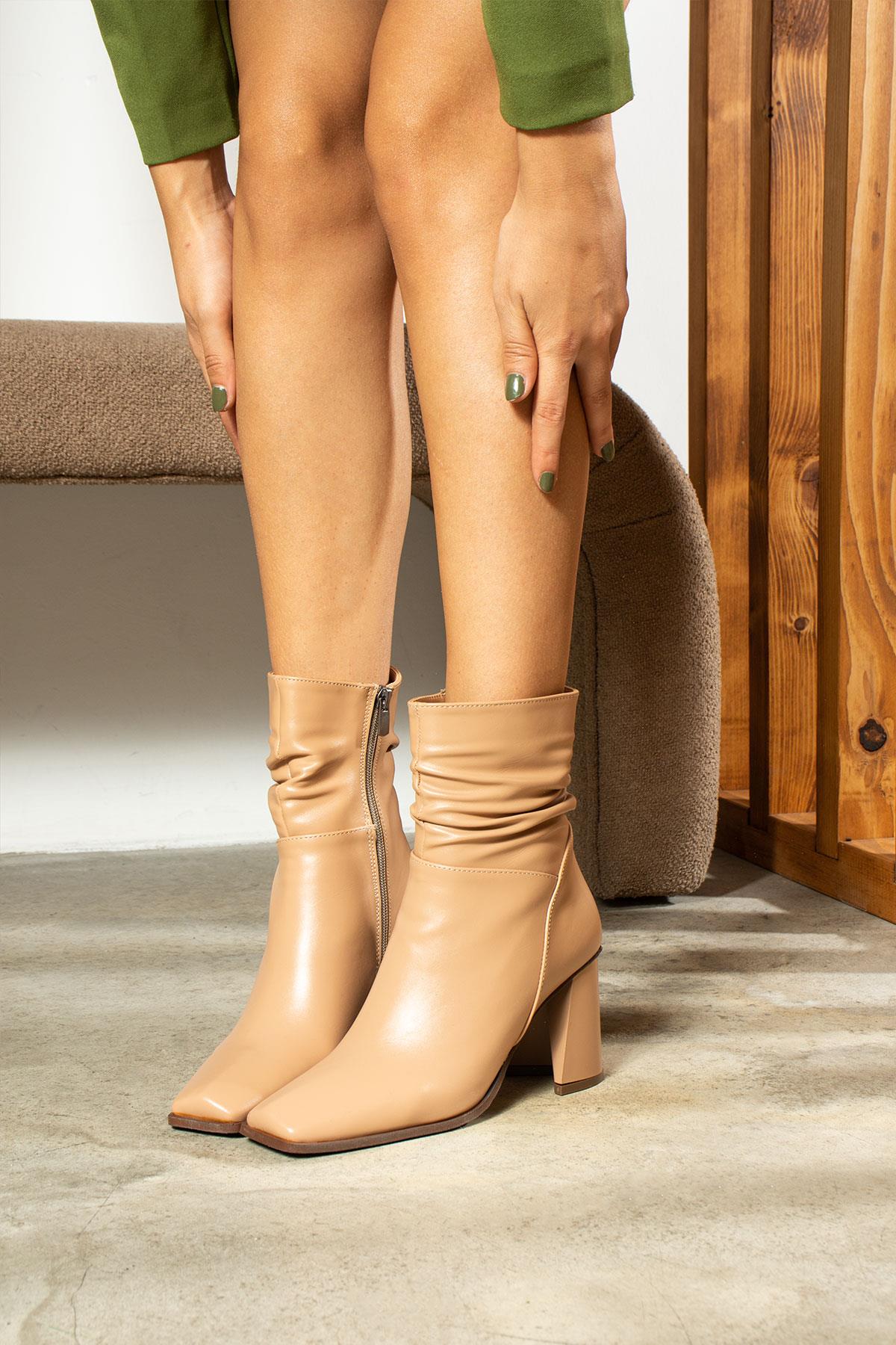 Women s Boots Nude Leather EverEase