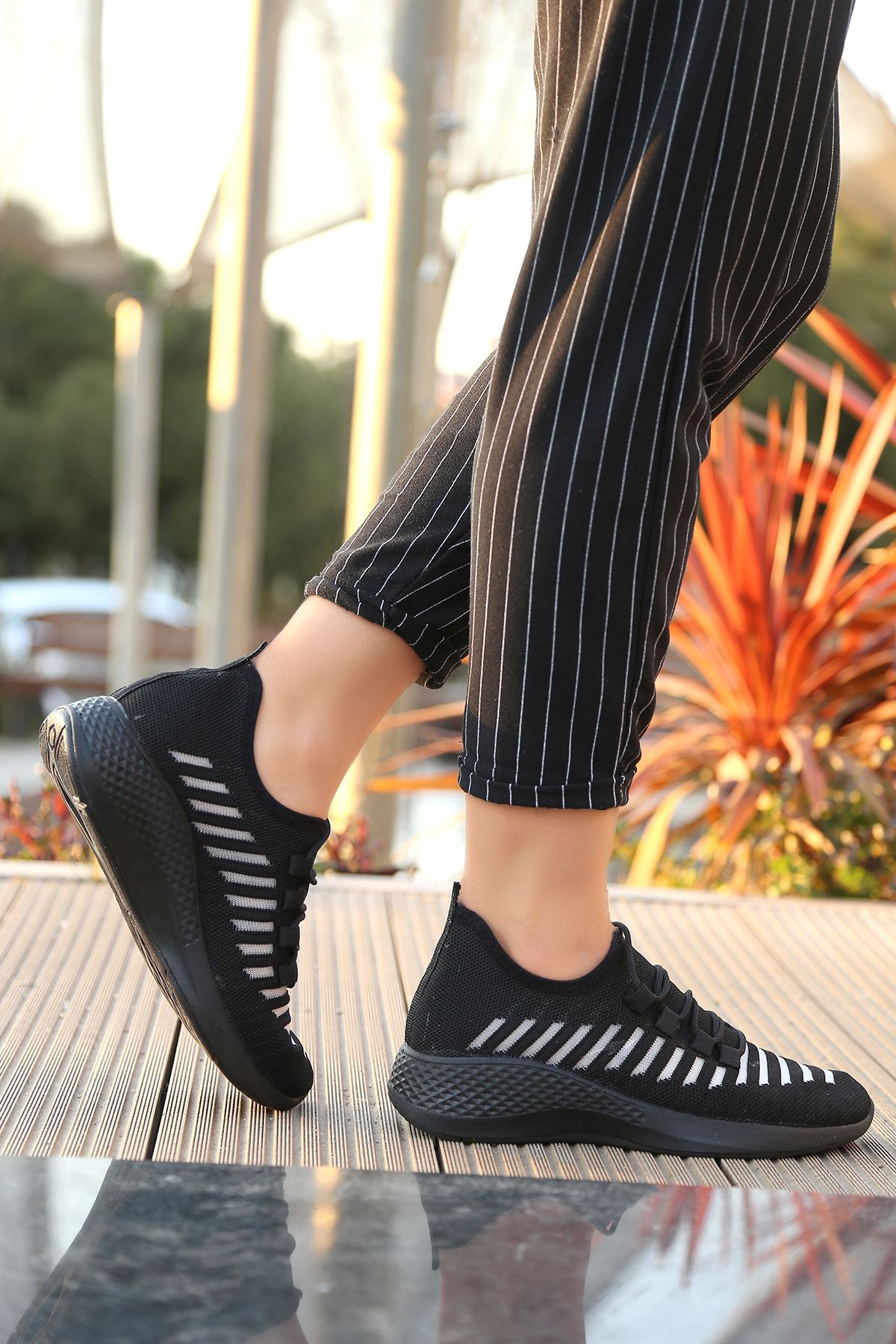 Knitted Sneakers Black