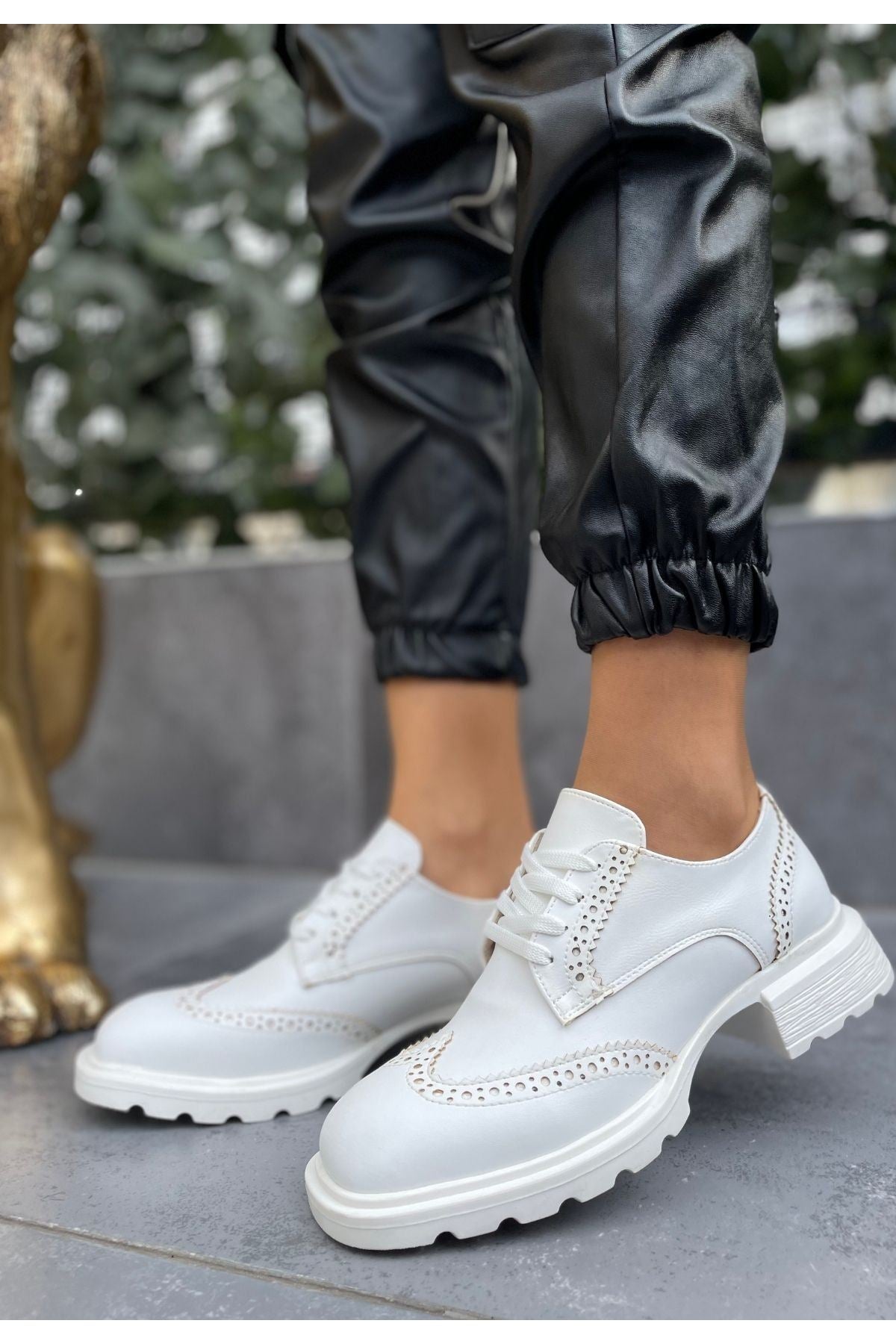 White Leather Women's Laced Shoes