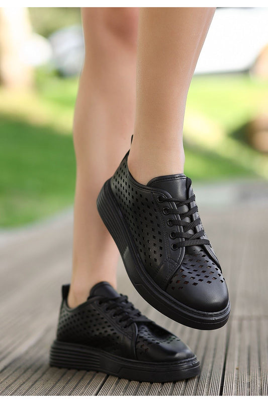 Women's Black Leather Lace-Up Sneakers