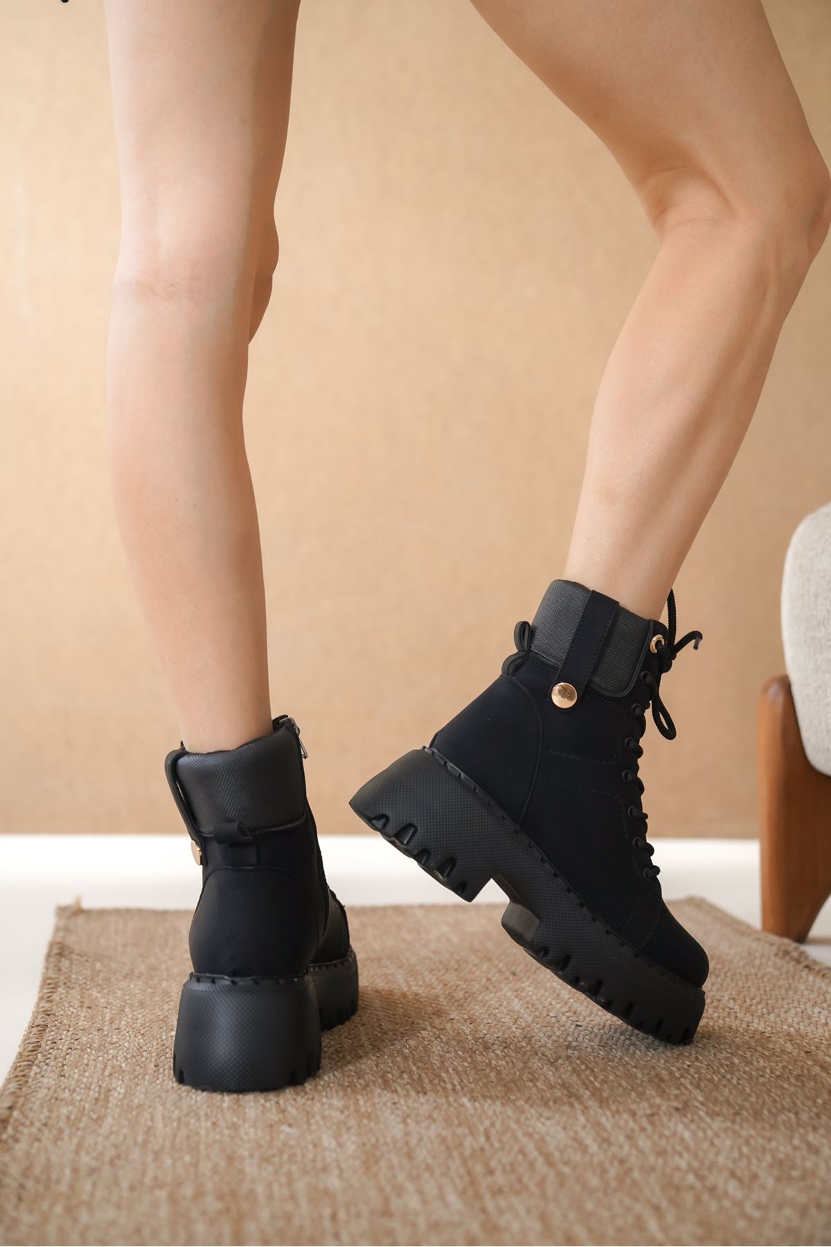 Women's Flat Sole Lace-Up Combat Boots - Black Leather