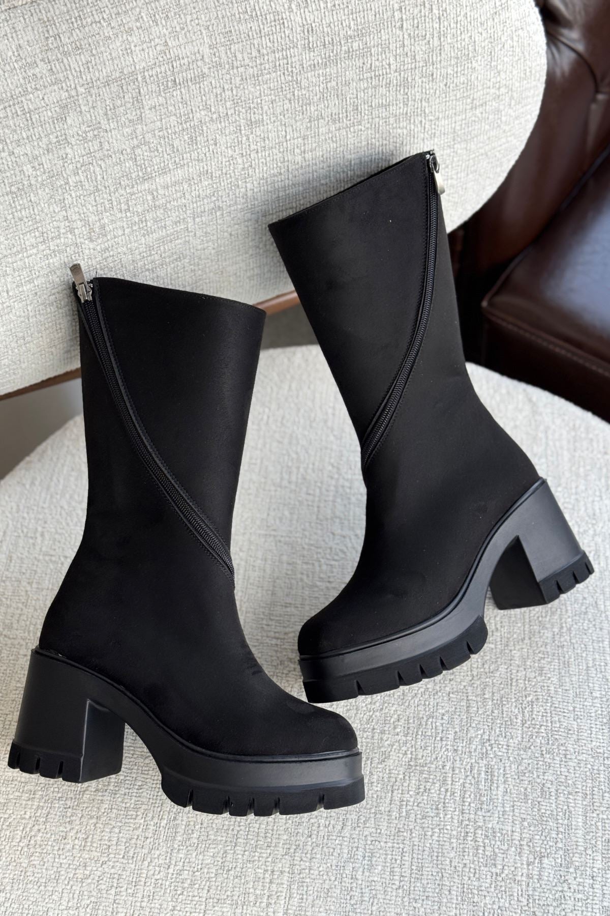 Women's Platform Heeled Boots - Black Suede