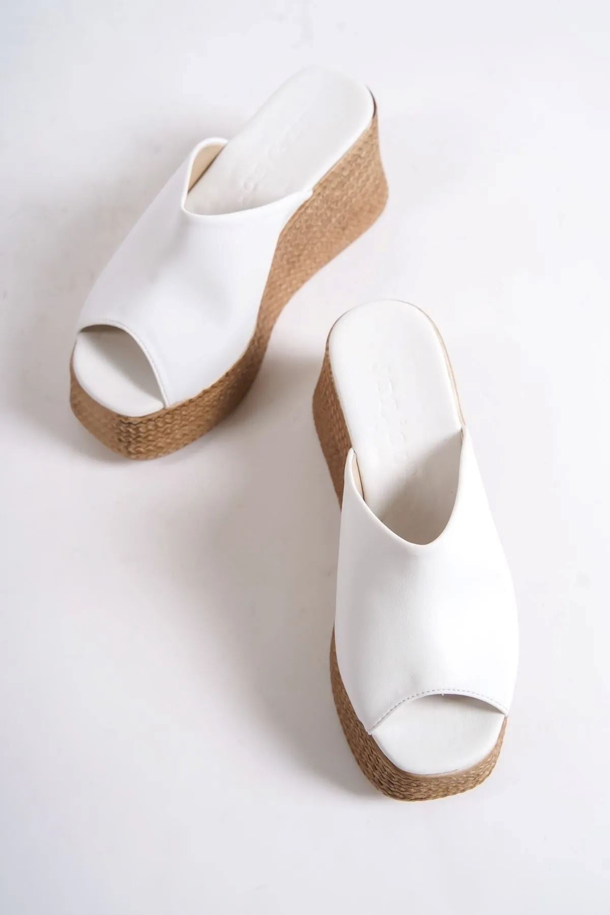 White Matte Leather Wedge Heeled Women's Slippers