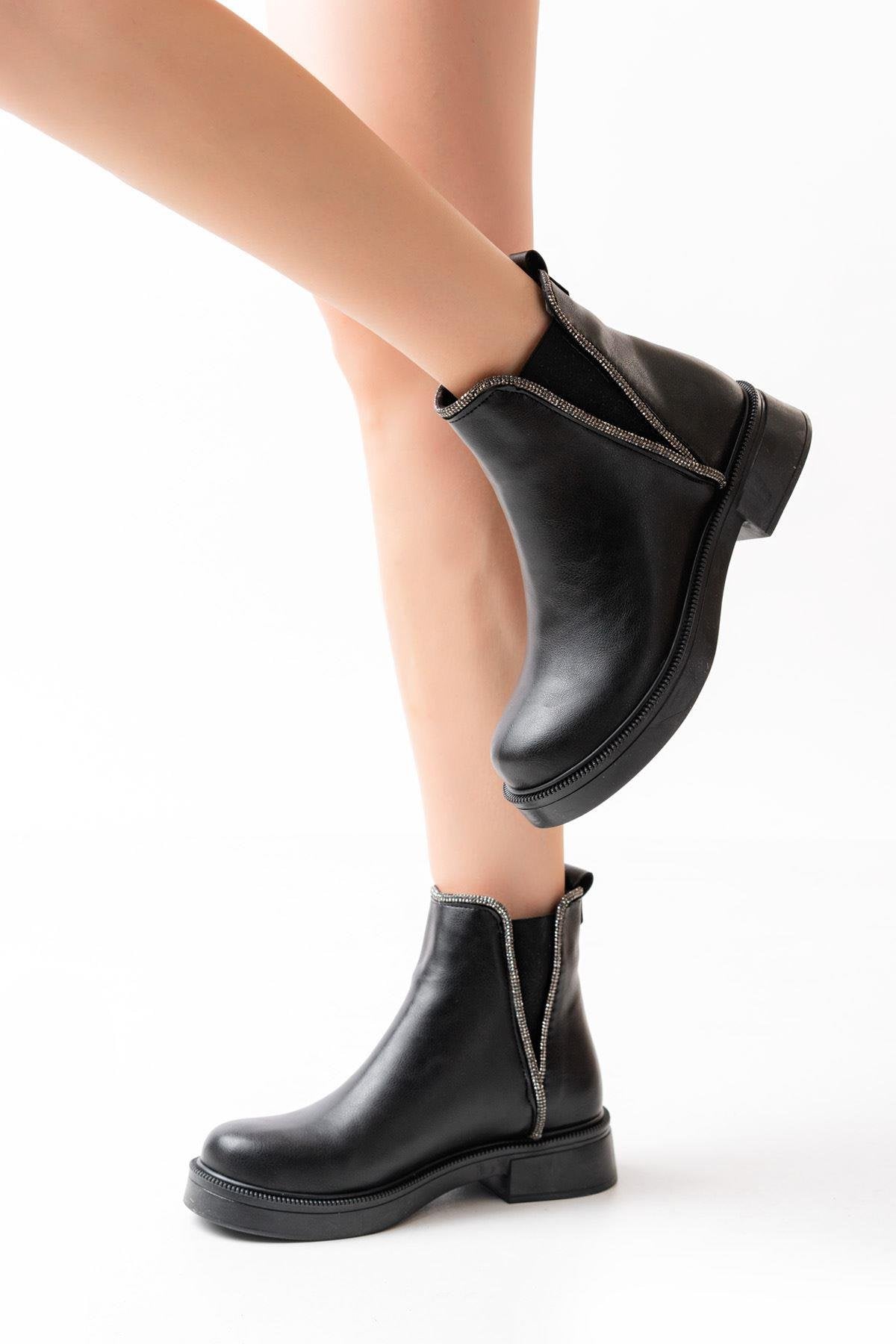 Elastic Casual Women's Boots with Black Stone Accessories