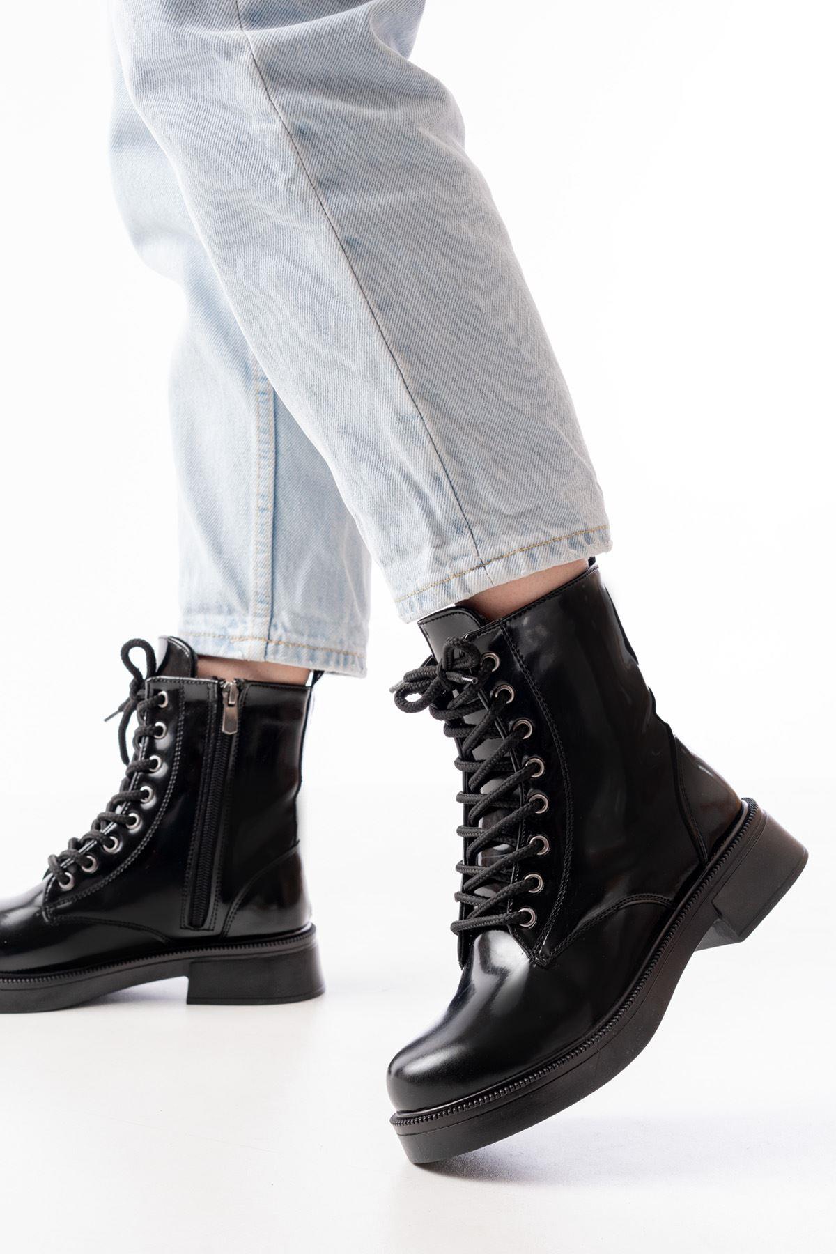 Black Patent Leather Flat Heeled Lace Up Zippered Daily Women's Boots