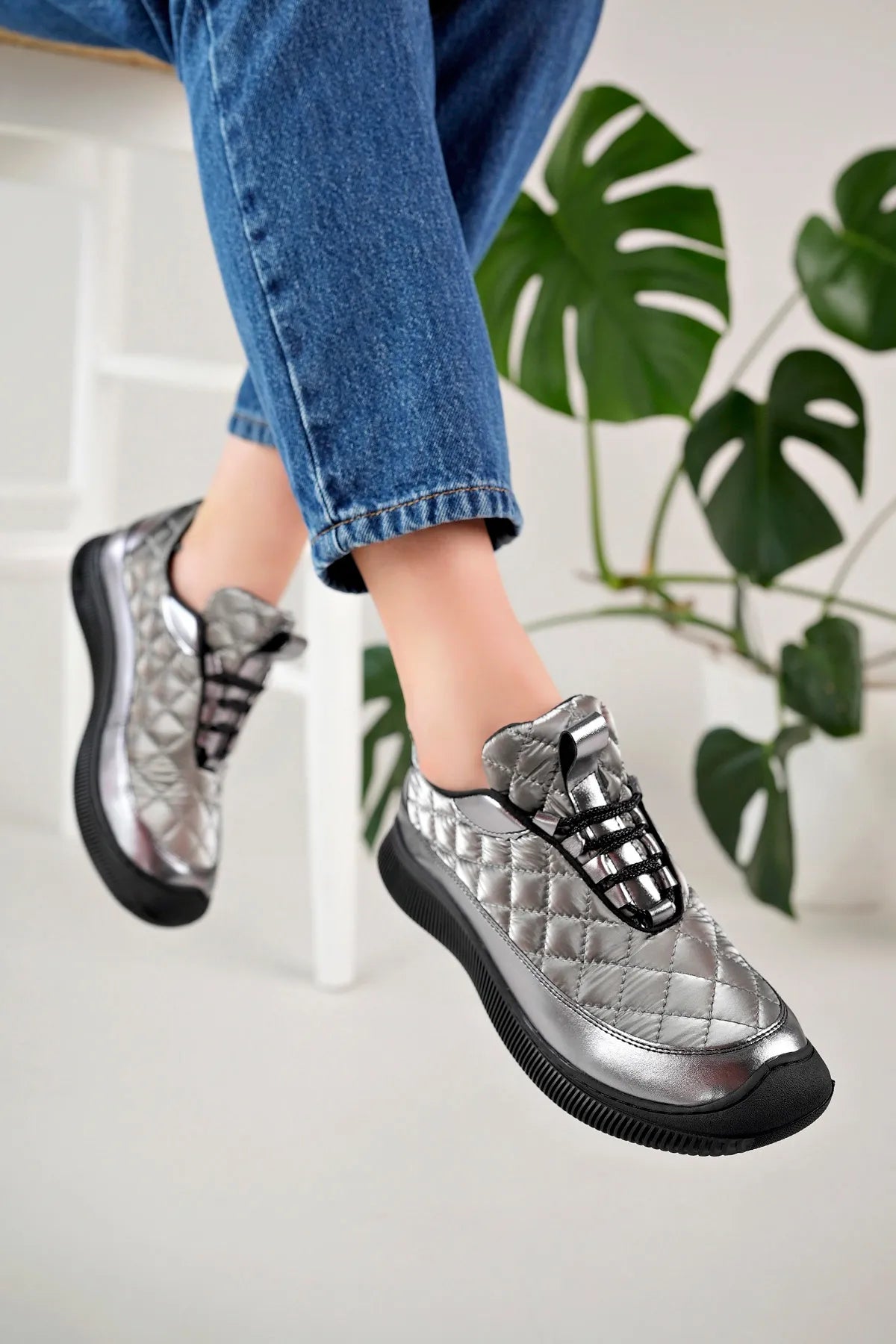 Women's Rubber Sole Casual Platinum Casual Sneakers