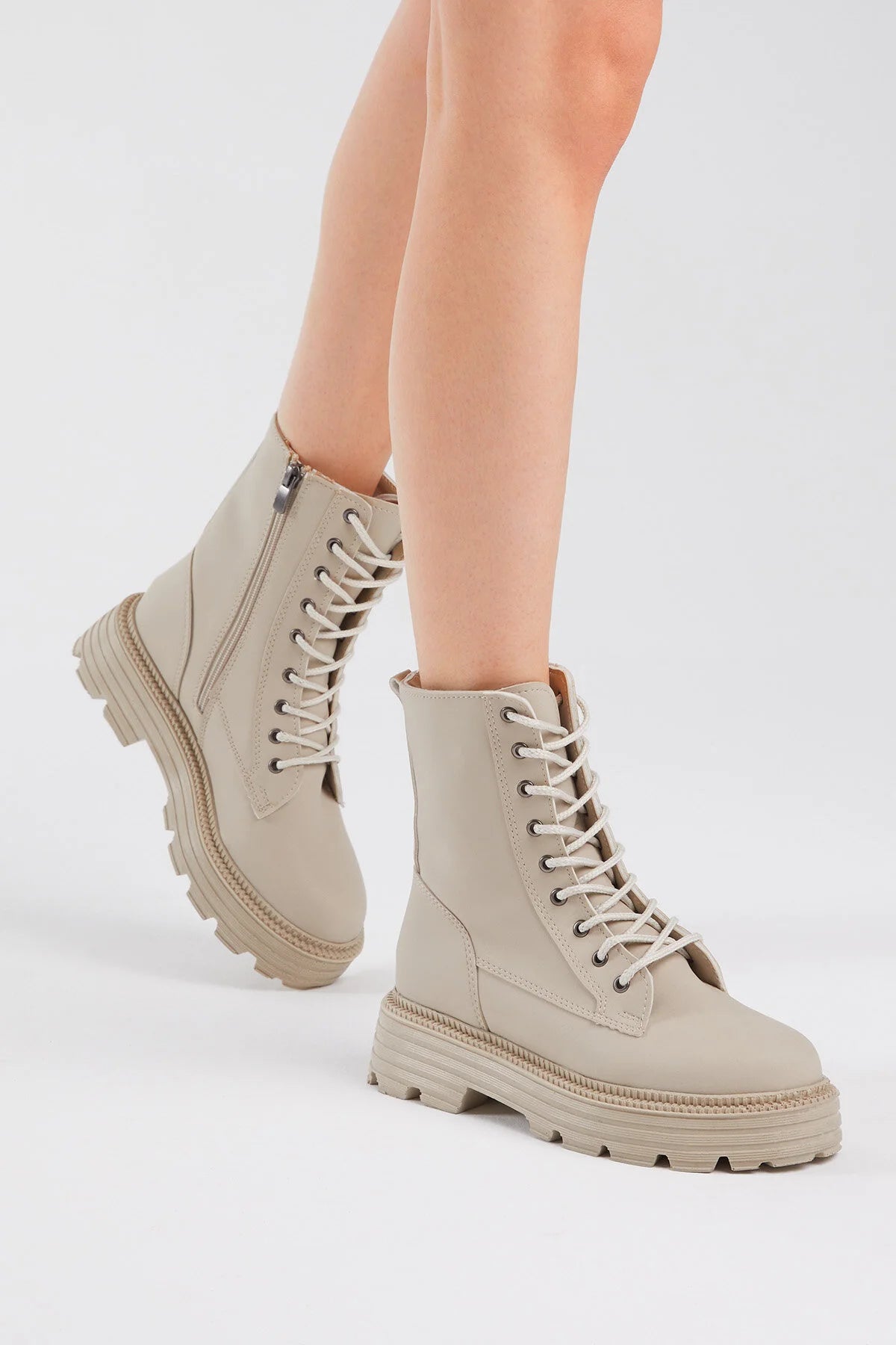 Women's Cream Leather Poly Sole Comfortable Lace-Up Boots