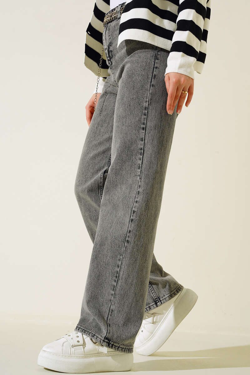 Black Straight Leg Light Snow Jeans