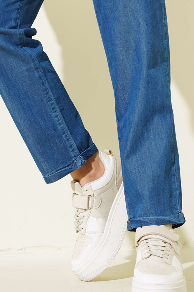 Double Leg Elastic Waist Jeans