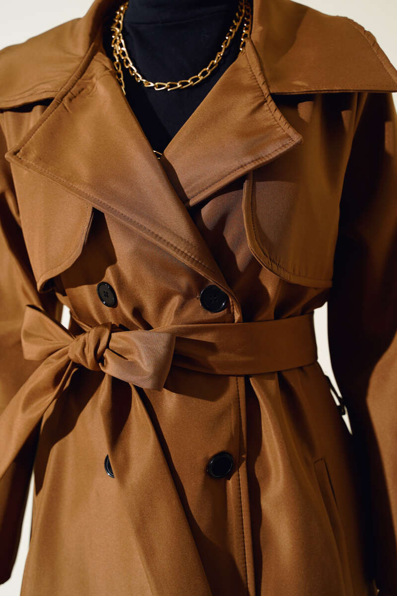 Buttoned Trench Coat - Tan