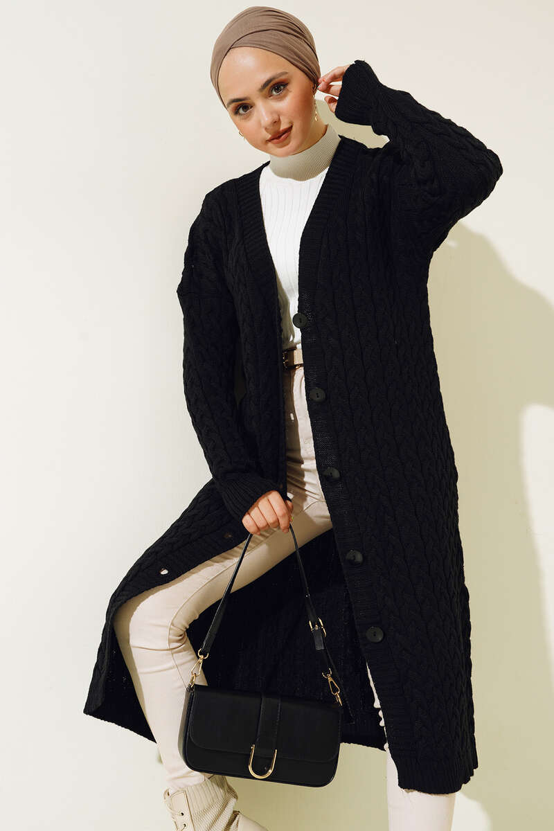 Buttoned Long Knitted Cardigan Black