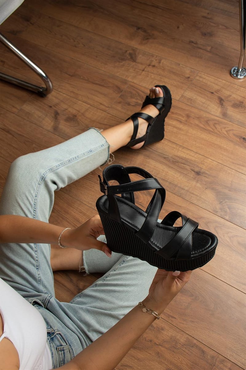 Women's Wedge Heeled Black Sandals