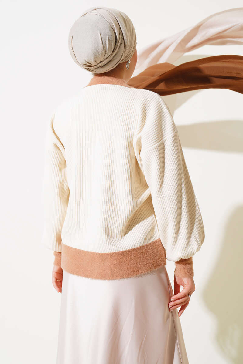 Zippered Ribbed Knitted Cardigan Beige