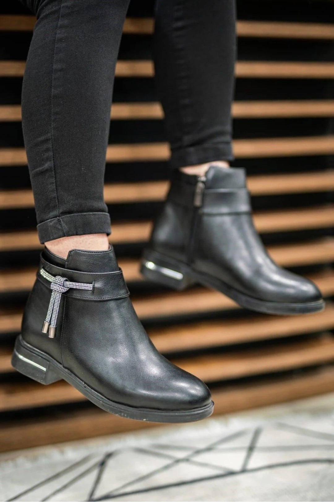 Women's Leather Side Stone Boots