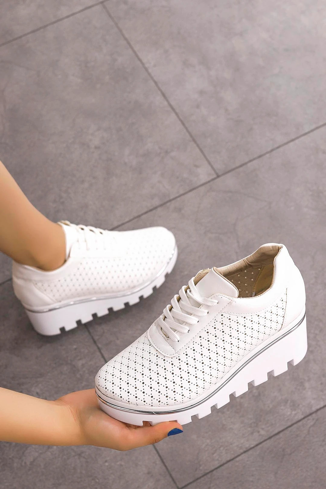 Women's White Lace-up Hidden Wedge Heel Sport Shoes