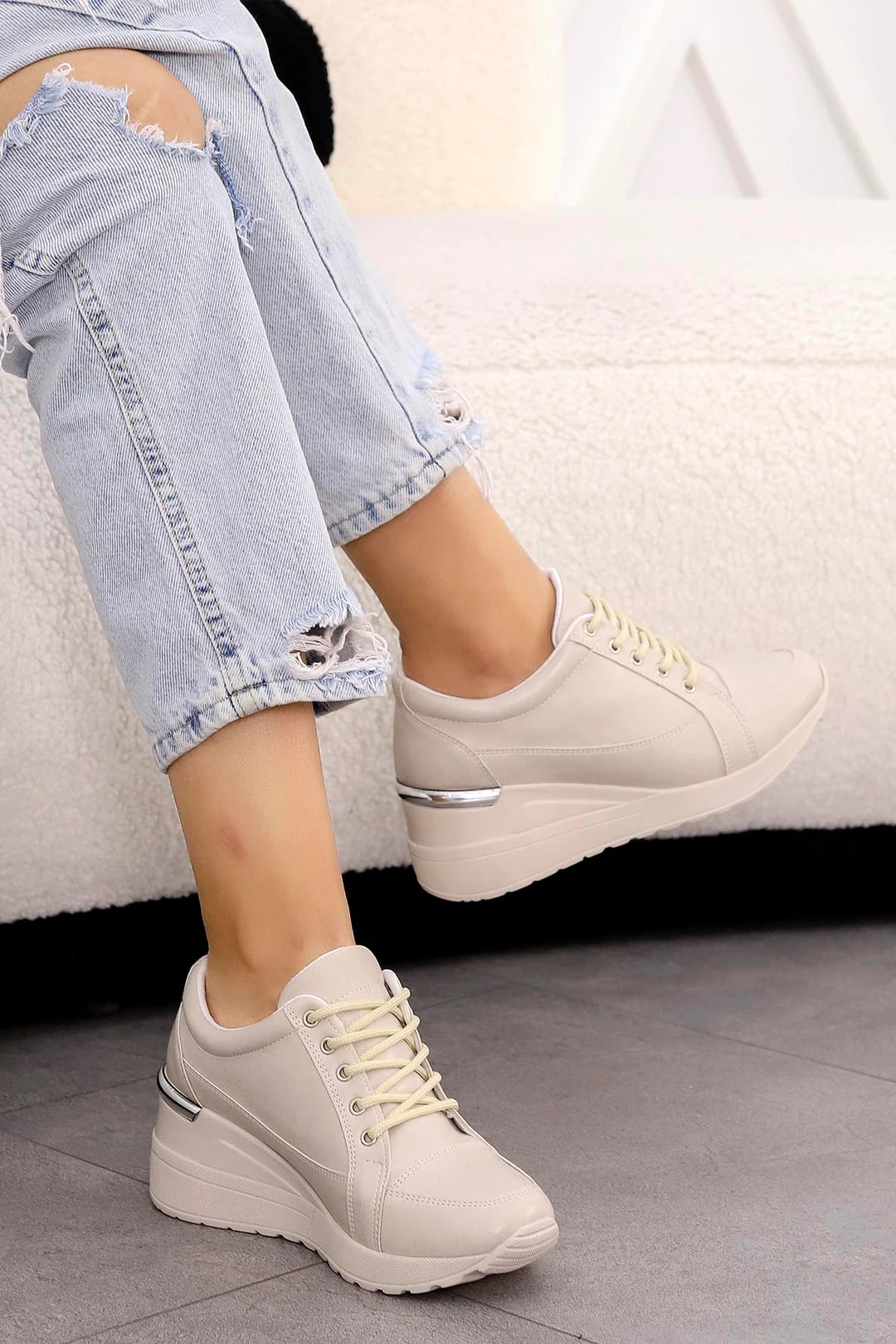 Women's Skin Lace-up Hidden Wedge Heel Sport Shoes