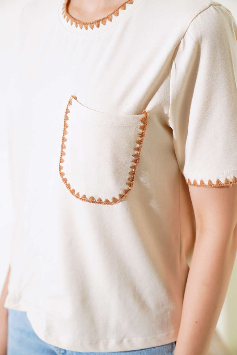 Mussel Stitched T-shirt - Beige