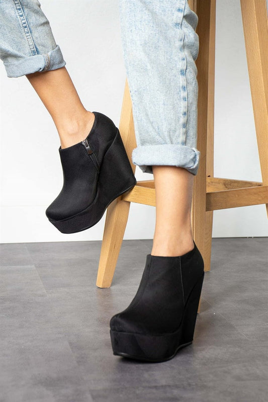 Women's Black Wedge Heeled Suede Boots