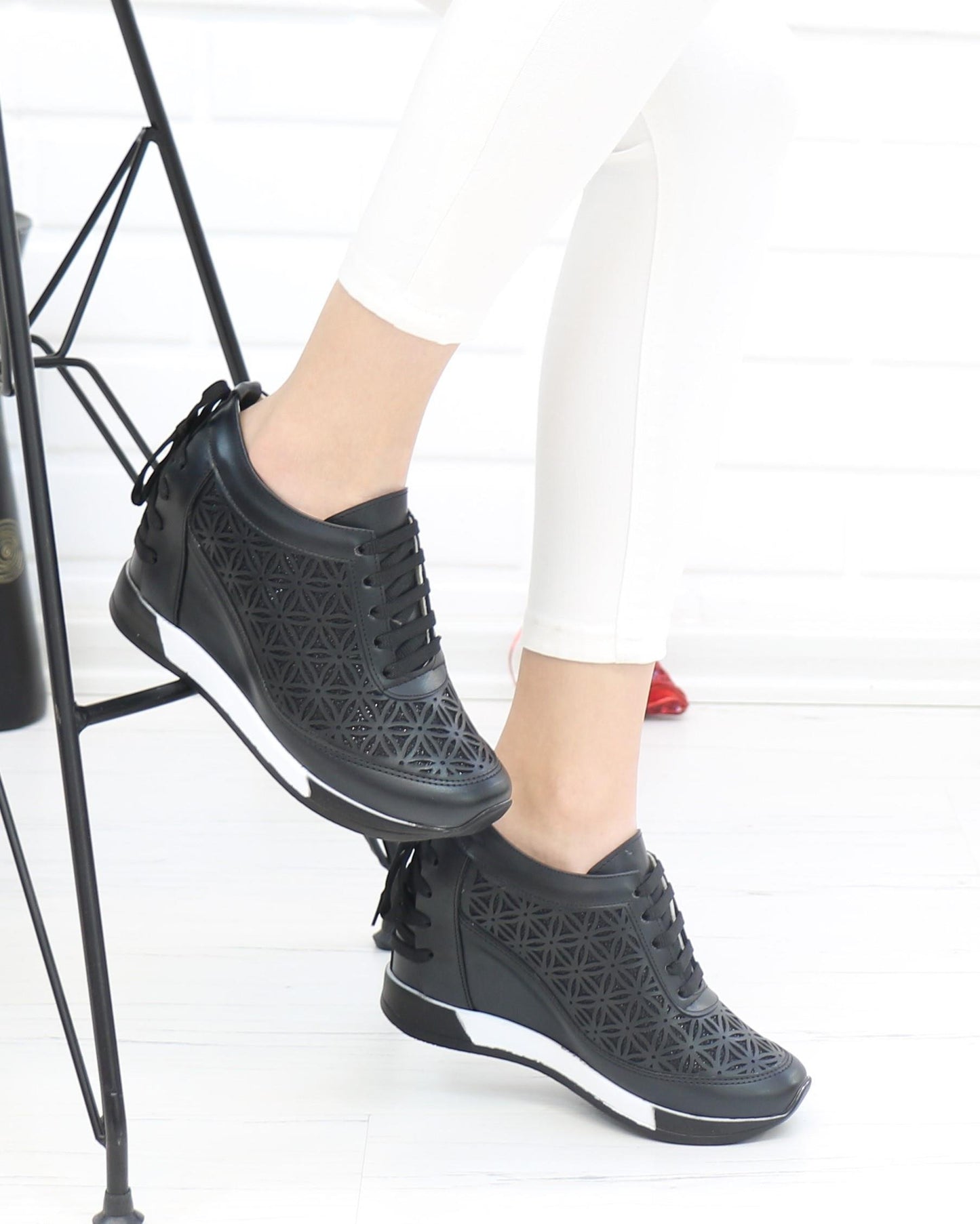 Black Hidden Heel Casual Women's Shoes