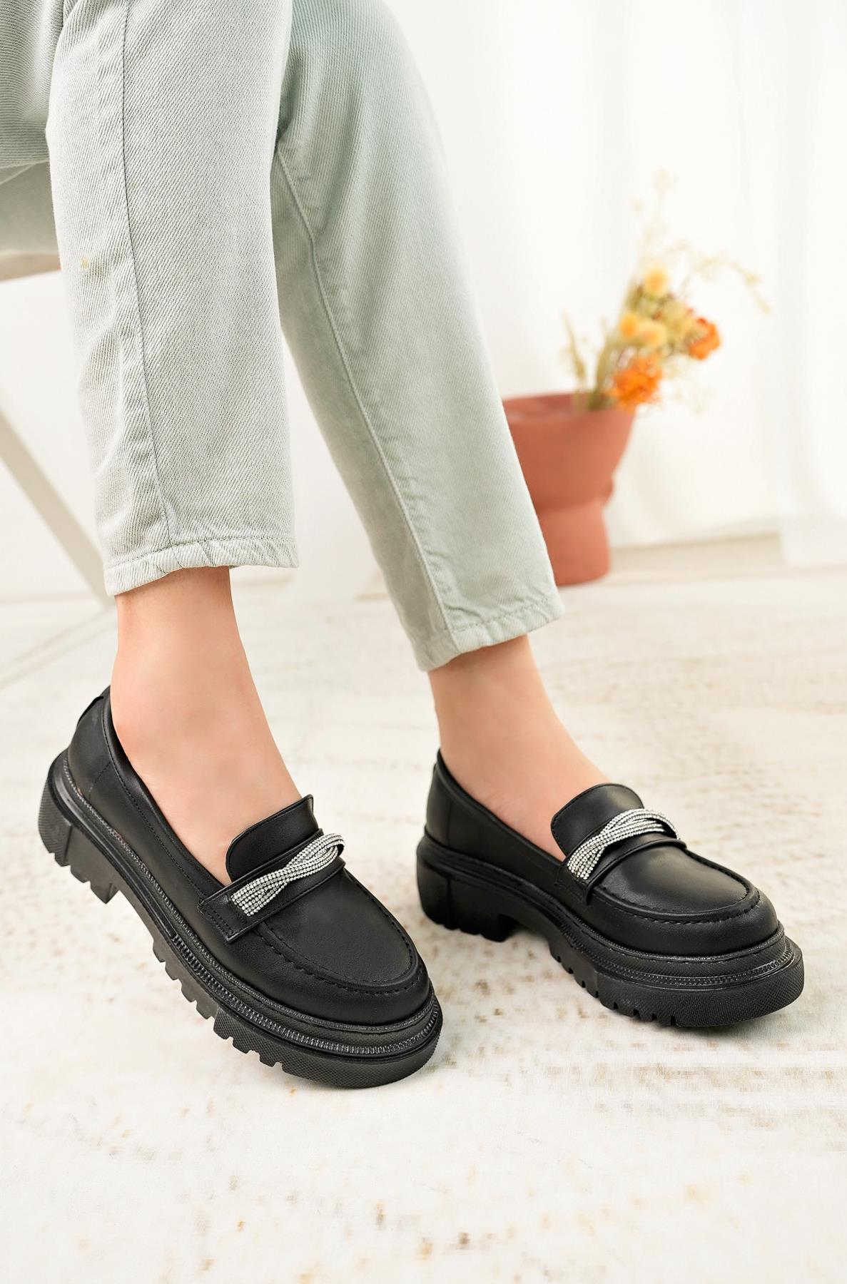 Black Masculine Women's Shoes