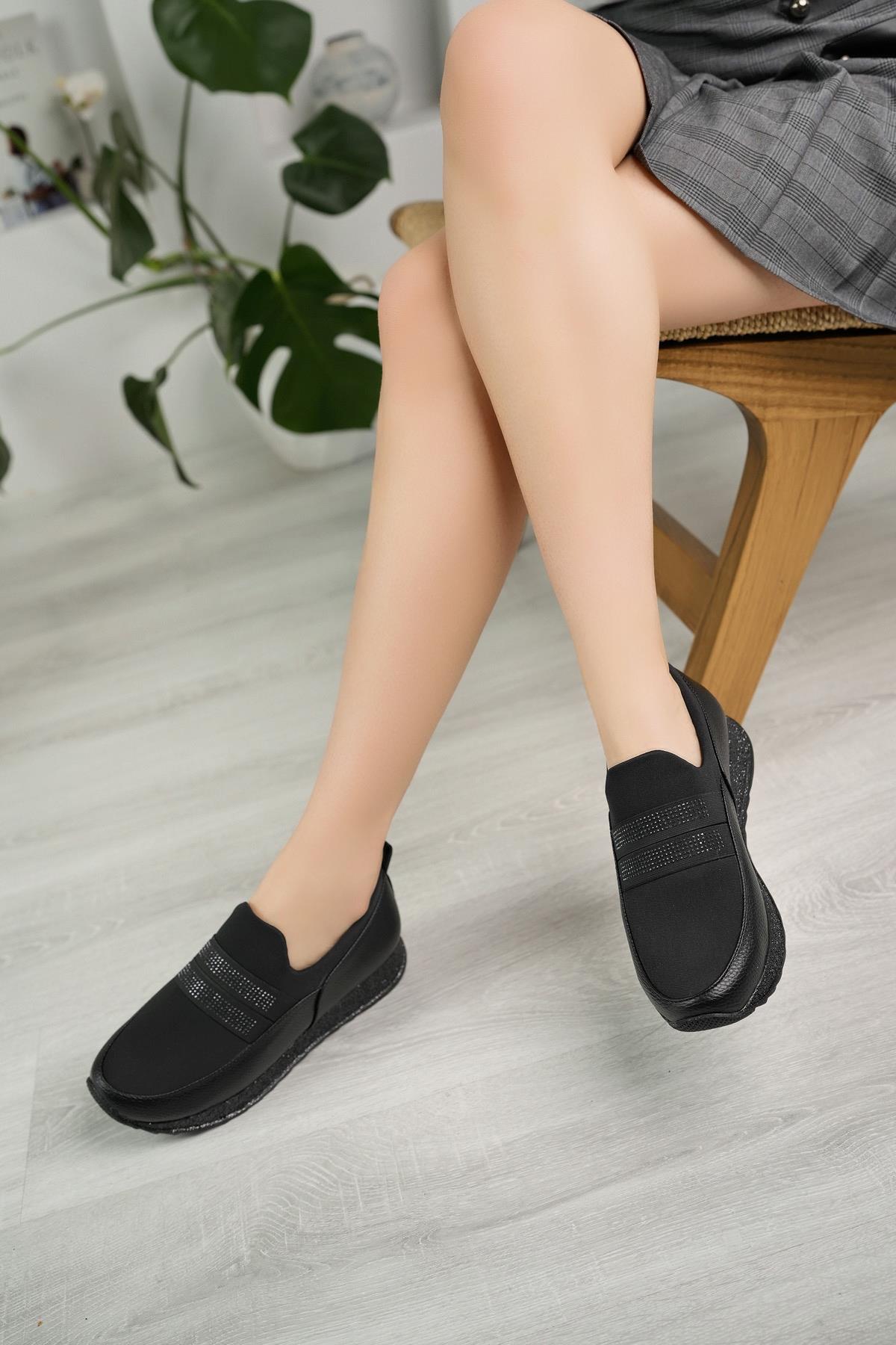 Black Anatomical Women's Shoes