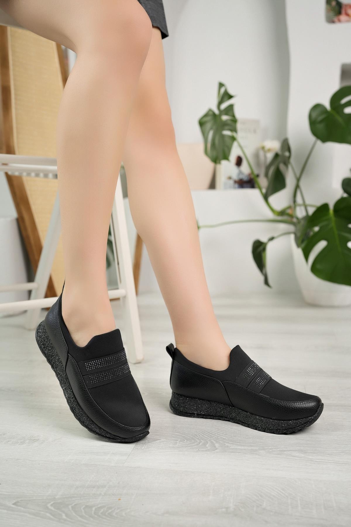 Black Anatomical Women's Shoes